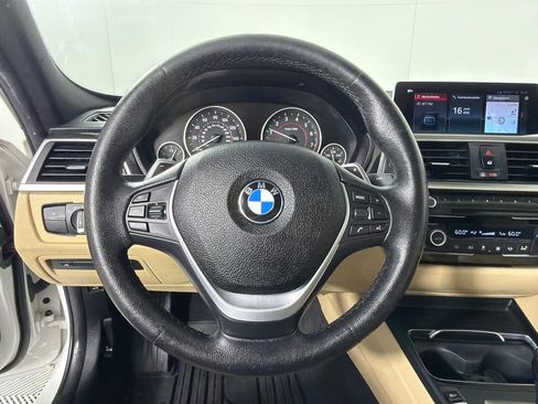 Used 2018 BMW 330i xDrive Sedan w/ Convenience Package AWD/4WD image 15