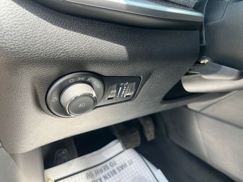 Certified 2022 Jeep Compass Latitude image 33