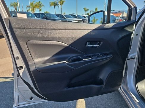 Used 2023 Nissan Versa SV image 26