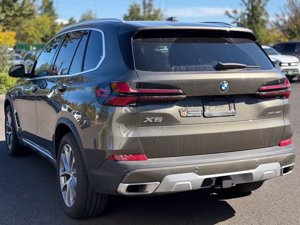 Used 2026 BMW X5 xDrive40i w/ Climate Comfort Package AWD/4WD image 3