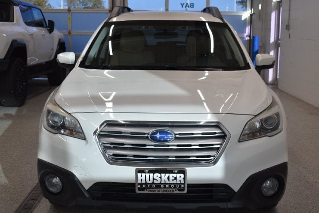 Used 2016 Subaru Outback 2.5i Premium AWD/4WD image 3