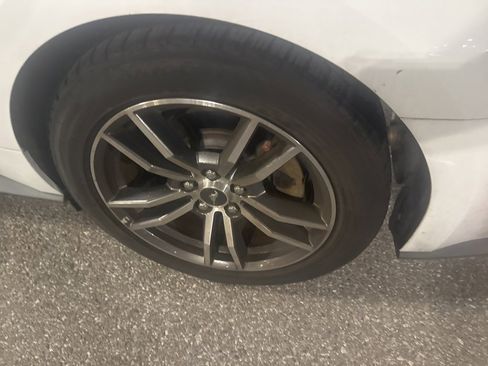 Used 2017 Ford Mustang Premium image 11