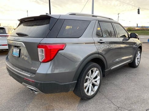 Used 2022 Ford Explorer Platinum w/ Equipment Group 601A image 2