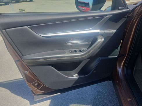 Used 2025 MAZDA CX-70 3.3 Turbo S w/ Premium Package image 14