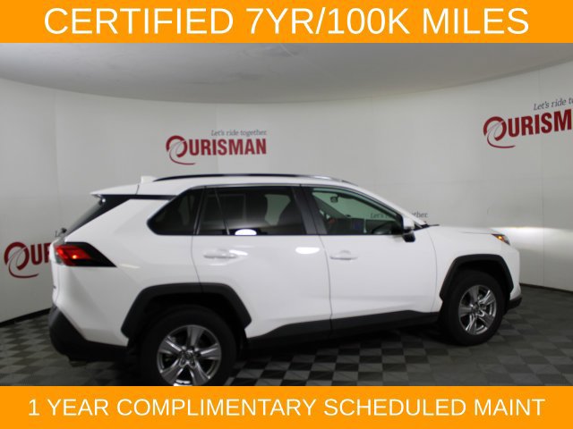 Used 2025 Toyota RAV4 XLE FWD image 9
