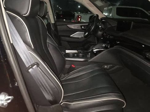 Used 2023 Acura MDX SH-AWD w/ Advance Package image 2