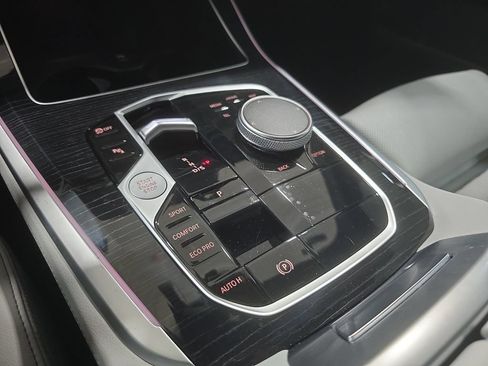 Certified 2024 BMW X5 sDrive40i w/ M Sport Package RWD image 17