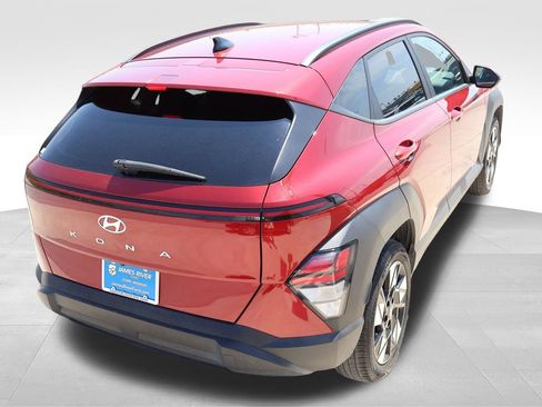 Used 2025 Hyundai Kona SEL FWD image 5