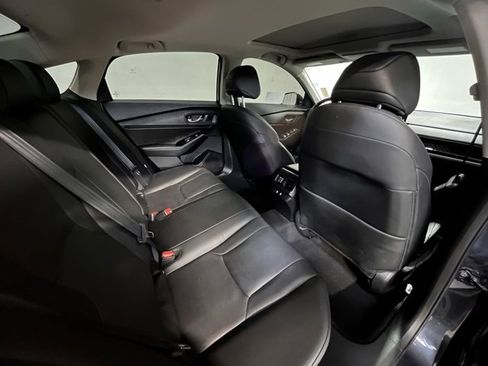 Used 2023 Honda Accord Touring image 12