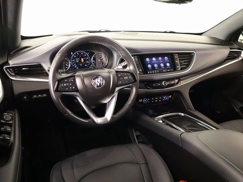 Used 2023 Buick Enclave Premium image 2