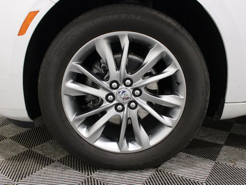 Used 2024 Buick Enclave Avenir w/ Trailering Package, 5000 lbs. AWD/4WD image 39