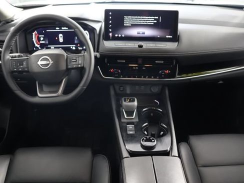 Used 2025 Nissan Rogue SL w/ SL Premium Package AWD/4WD image 9
