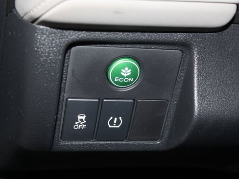 Used 2022 Honda HR-V LX image 10