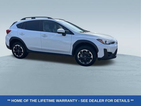 Used 2023 Subaru Crosstrek 2.0i Premium AWD/4WD image 2