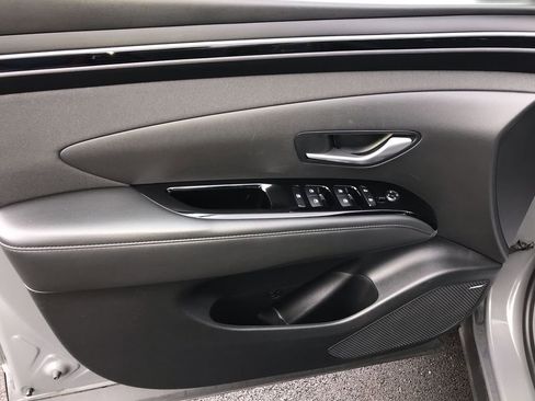 Used 2023 Hyundai Santa Cruz Limited image 13