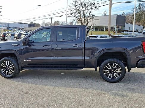 Certified 2022 GMC Sierra 1500 AT4 w/ AT4 Premium Package image 6