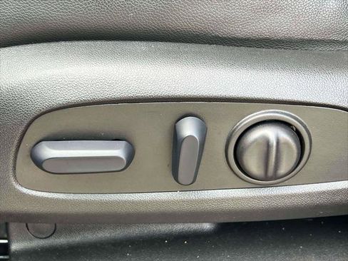 Used 2024 Chevrolet Equinox RS image 16