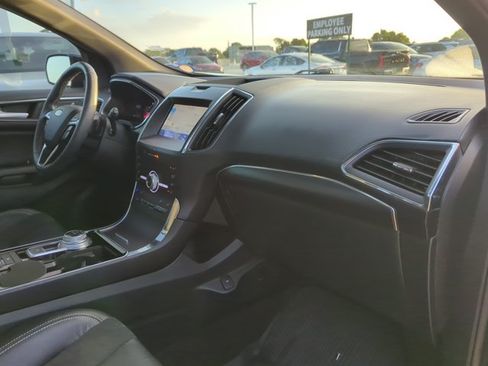 Used 2020 Ford Edge ST w/ Equipment Group 401A AWD/4WD image 24