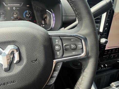 New 2026 RAM 2500 Laramie AWD/4WD image 22