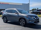Used 2019 Nissan Rogue SL image 2