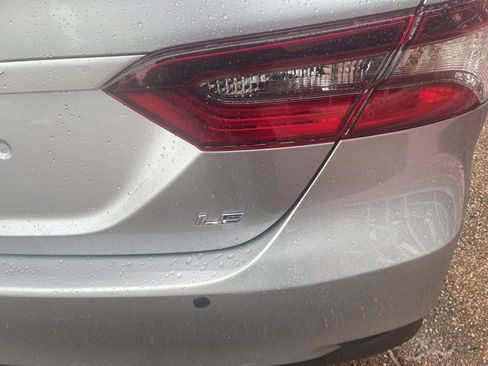 Used 2023 Toyota Camry LE image 7