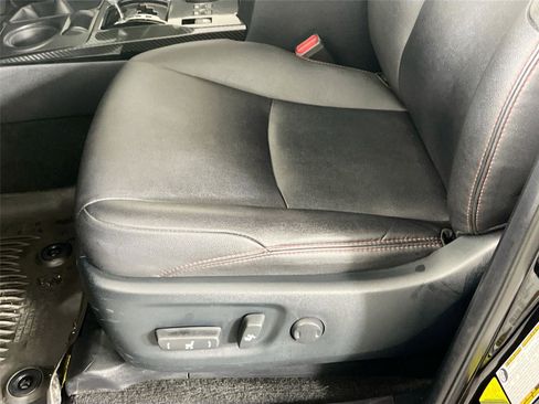 Used 2022 Toyota 4Runner TRD Off-Road Premium image 18