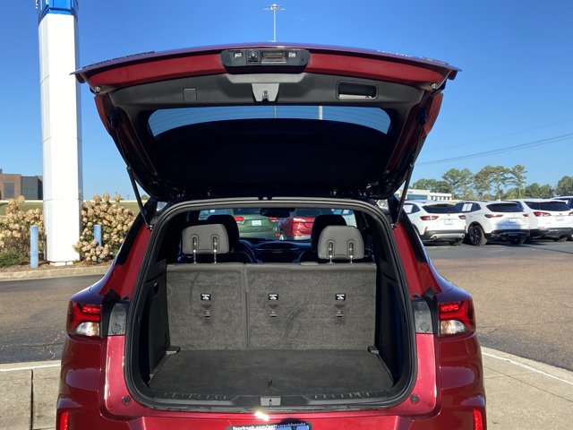 Used 2023 Chevrolet TrailBlazer RS w/ Convenience Package FWD image 34