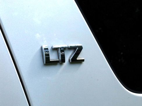 Used 2012 Chevrolet Tahoe LTZ image 23