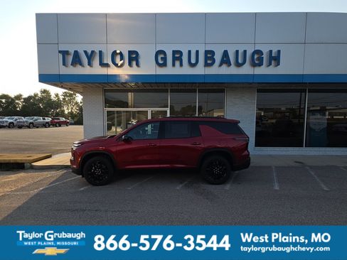 New 2026 Chevrolet Traverse LT w/ Midnight/Sport Edition AWD/4WD image 2