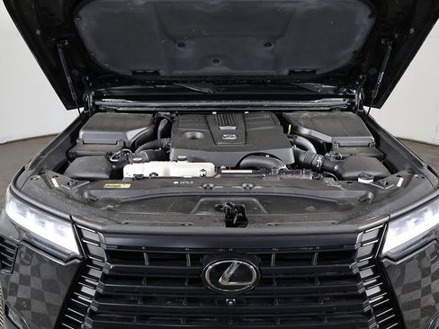 Used 2024 Lexus GX 550 AWD/4WD image 23