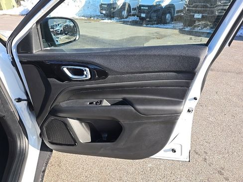 New 2026 Jeep Compass Limited image 10