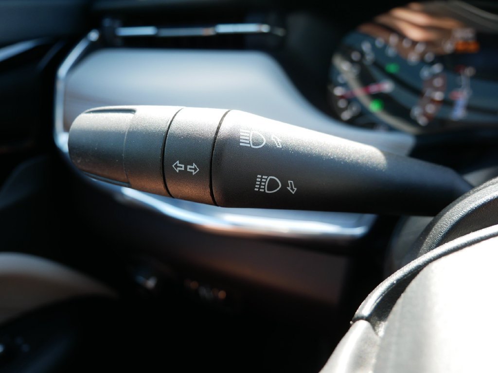 Used 2023 Jeep Compass Limited w/ Sun and Sound Group AWD/4WD image 27