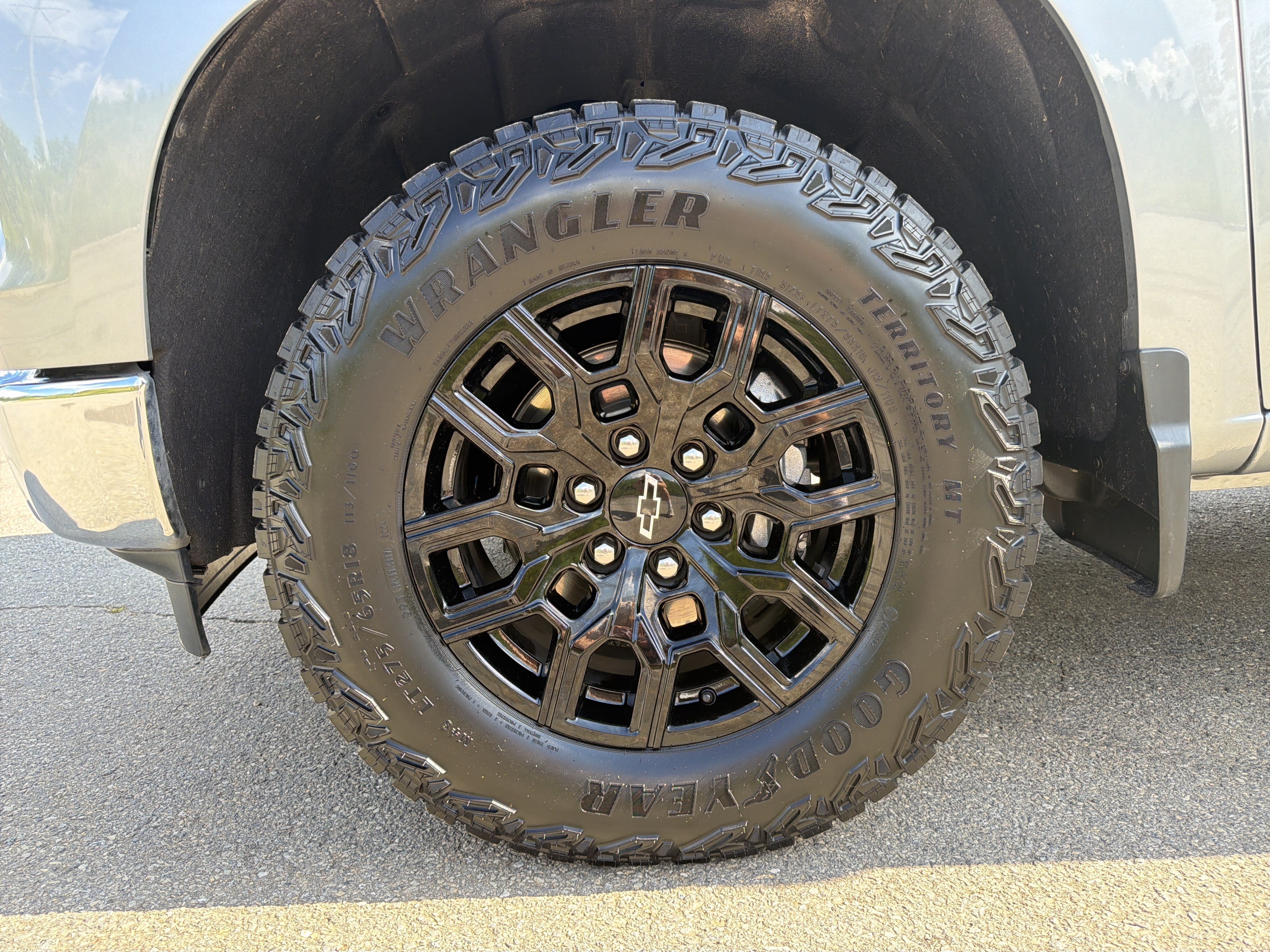 Used 2026 Chevrolet Silverado 1500 W/T w/ WT Value Package AWD/4WD image 11