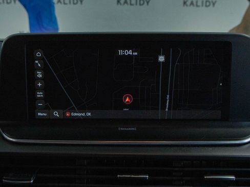 Used 2022 Kia Telluride LX AWD/4WD image 5