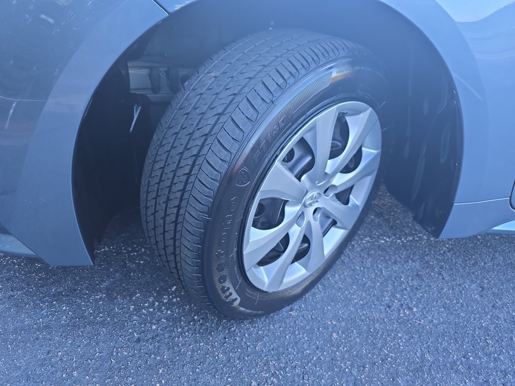 Used 2024 Toyota Corolla LE FWD image 32