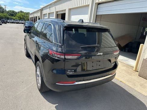 Used 2022 Jeep Grand Cherokee Limited AWD/4WD image 18