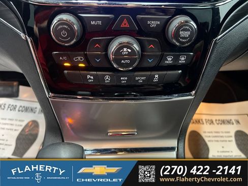 Used 2019 Jeep Grand Cherokee Limited AWD/4WD image 29