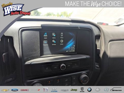 Used 2018 Chevrolet Silverado 1500 Custom w/ Custom Value Package AWD/4WD image 14