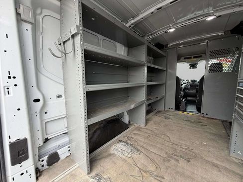 Used 2018 Ford Transit 150 130 Medium Roof RWD image 24