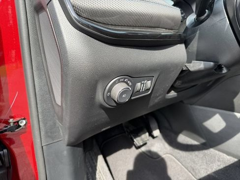 New 2026 Jeep Compass Latitude AWD/4WD image 14
