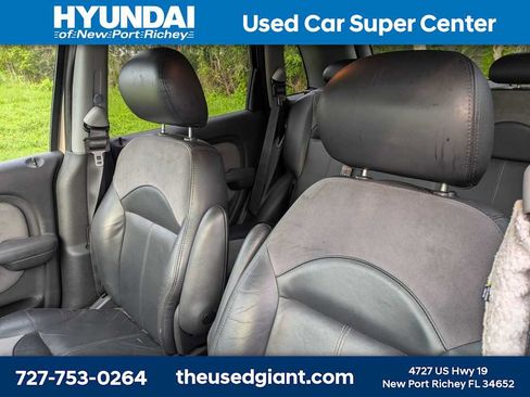 Used 2003 Chrysler PT Cruiser Limited FWD image 3