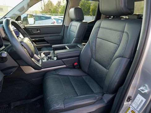 Used 2023 Toyota Tundra Limited AWD/4WD image 24