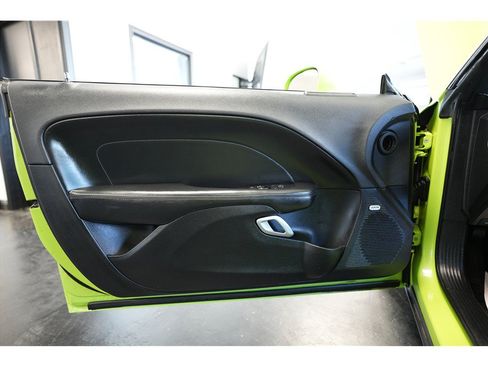 Used 2015 Dodge Challenger R/T Plus RWD image 13