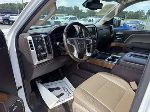 Used 2018 GMC Sierra 1500 SLT AWD/4WD image 9