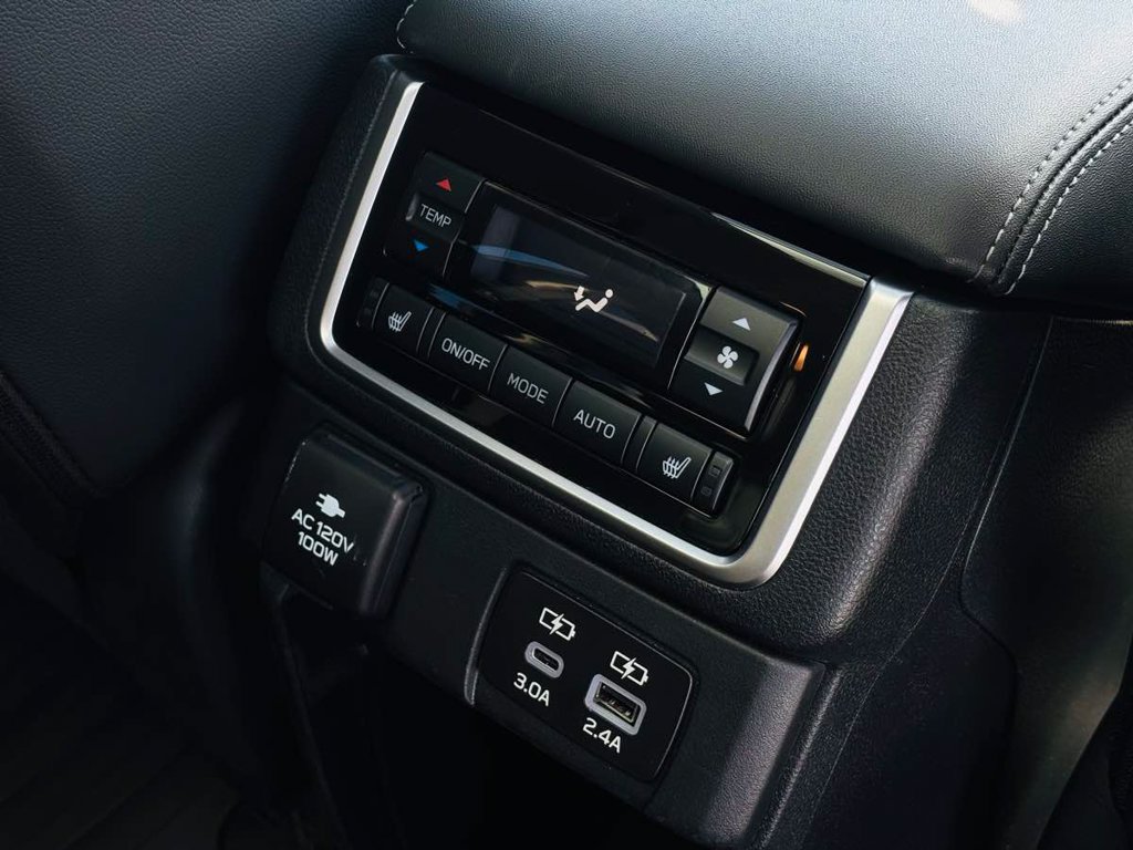 Used 2024 Subaru Ascent Touring AWD/4WD image 39