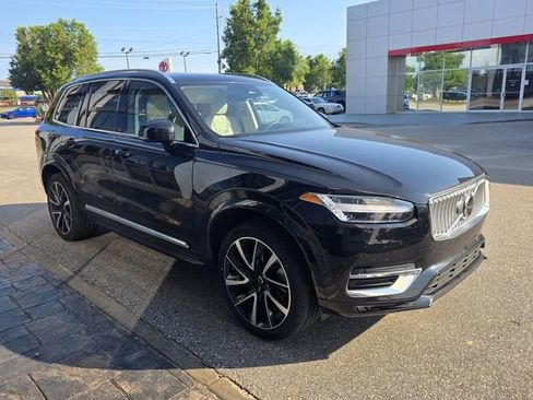 Used 2023 Volvo XC90 B6 Plus w/ Protection Package Premier AWD/4WD image 1