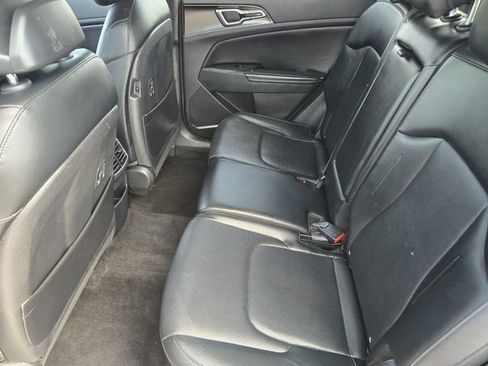 Used 2023 Kia Sportage EX FWD image 28