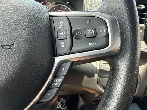 New 2026 RAM 2500 Tradesman w/ Chrome Appearance Group AWD/4WD image 30