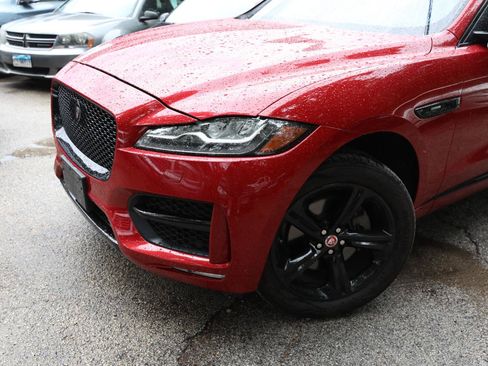 Used 2019 Jaguar F-PACE R-Sport AWD/4WD image 2