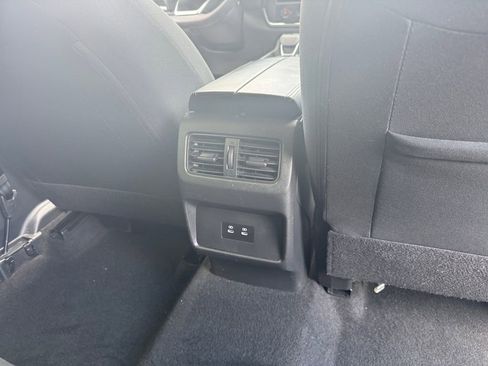 Used 2024 Nissan Rogue SV AWD/4WD image 24